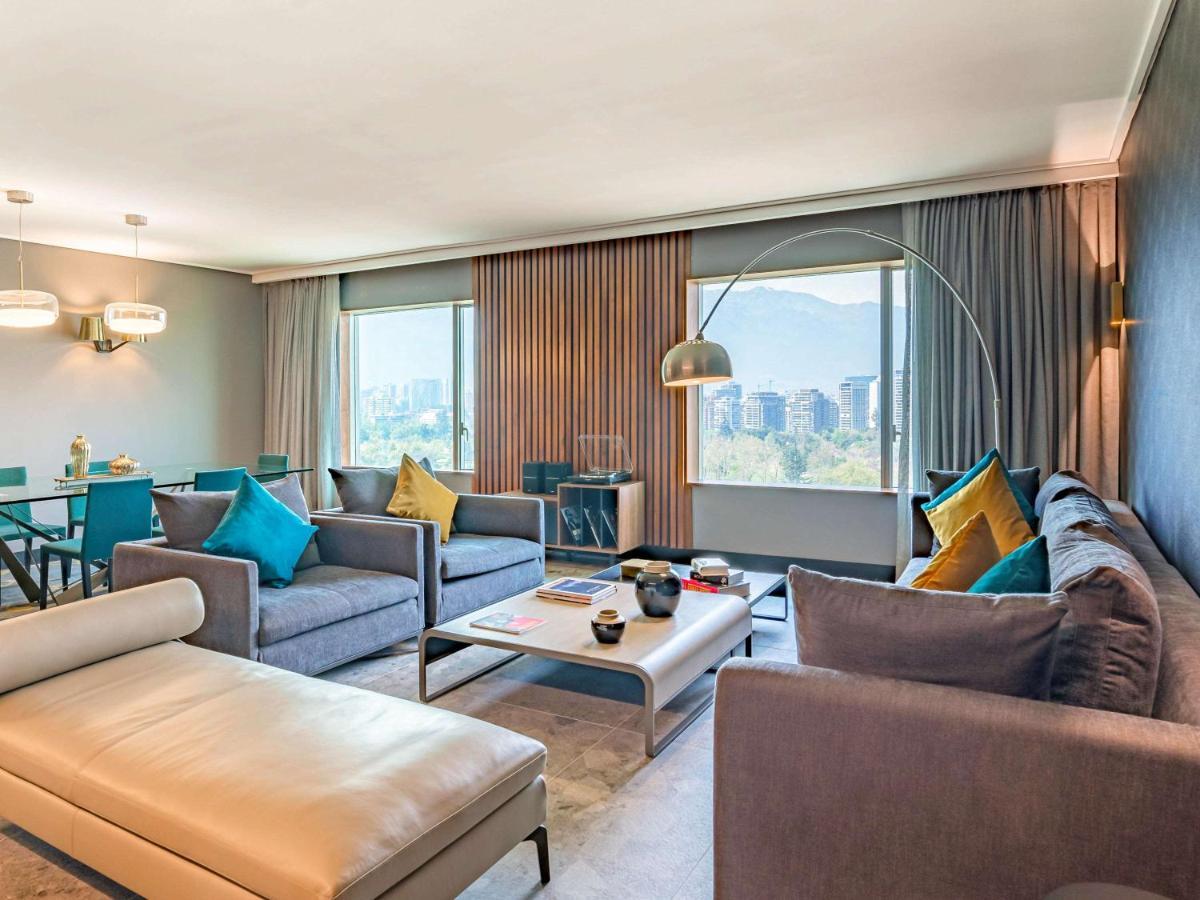Pullman Santiago Vitacura エクステリア 写真 A suite at the hotel