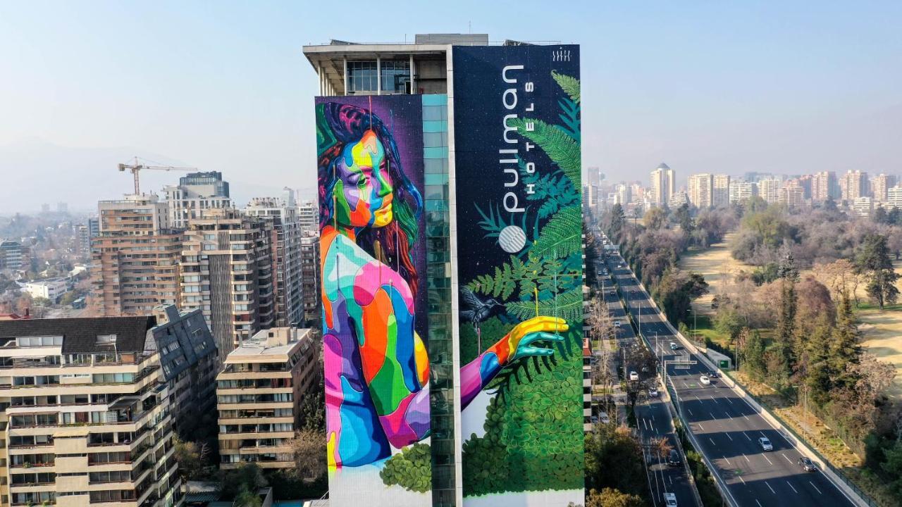 Pullman Santiago Vitacura エクステリア 写真 Paulmann headquarters in Santiago, Chile